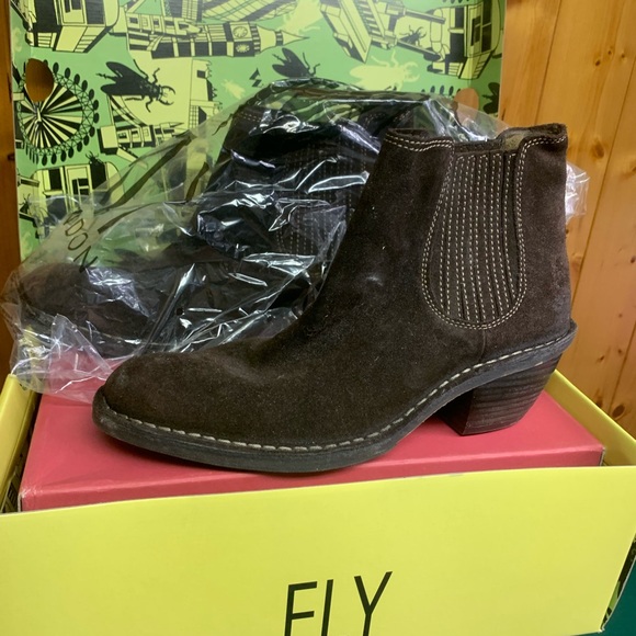 London Fly Leather boots, slip on Size 39 - Picture 4 of 4
